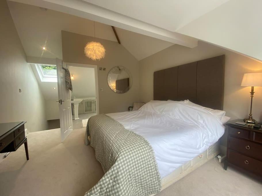 Beautiful 1 Bedroom Holiday Home In Lancaster Exterior foto