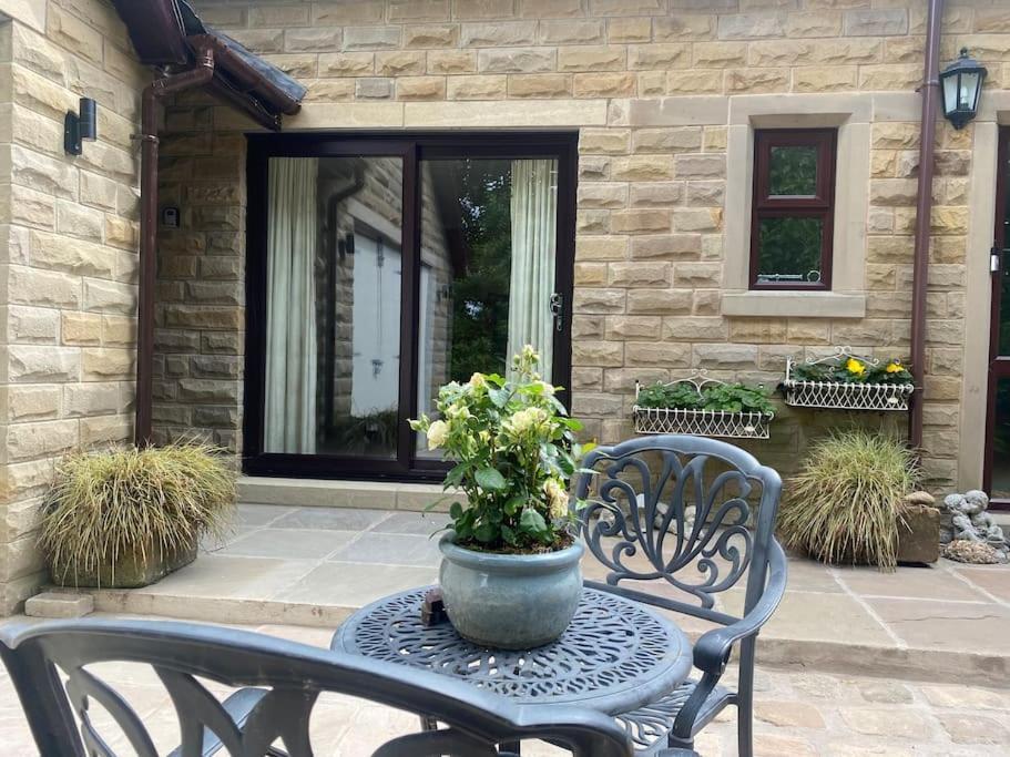 Beautiful 1 Bedroom Holiday Home In Lancaster Exterior foto